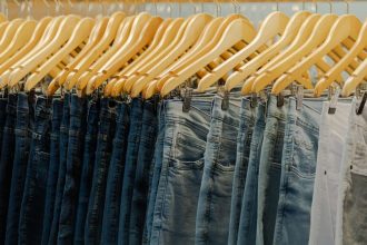 jeans pour homme pour la saison estivale 1